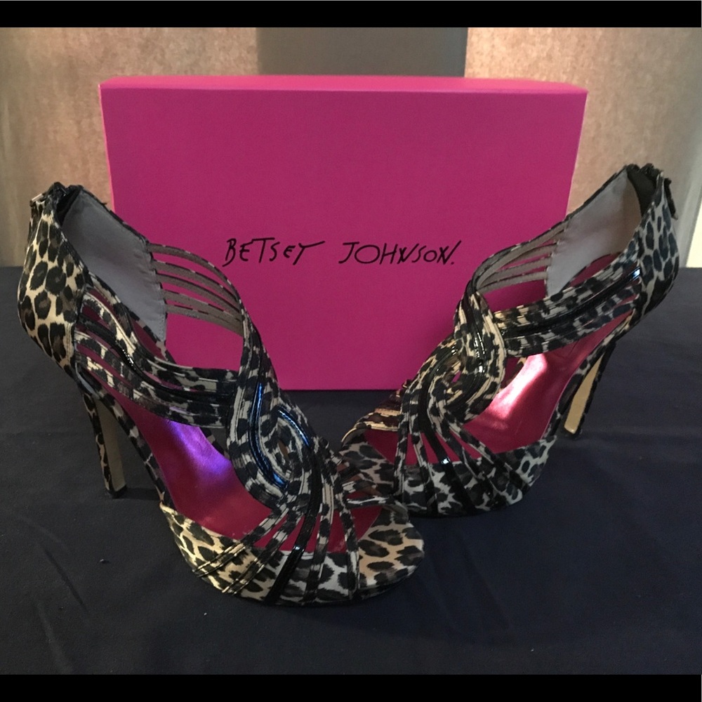 Betsey Johnson Shoes